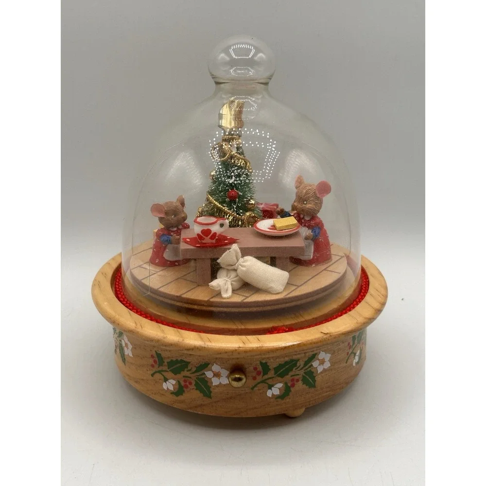 Vintage Enesco Christmas Mice‎ Cheese Cloche Musical Animated 1990 Music Box